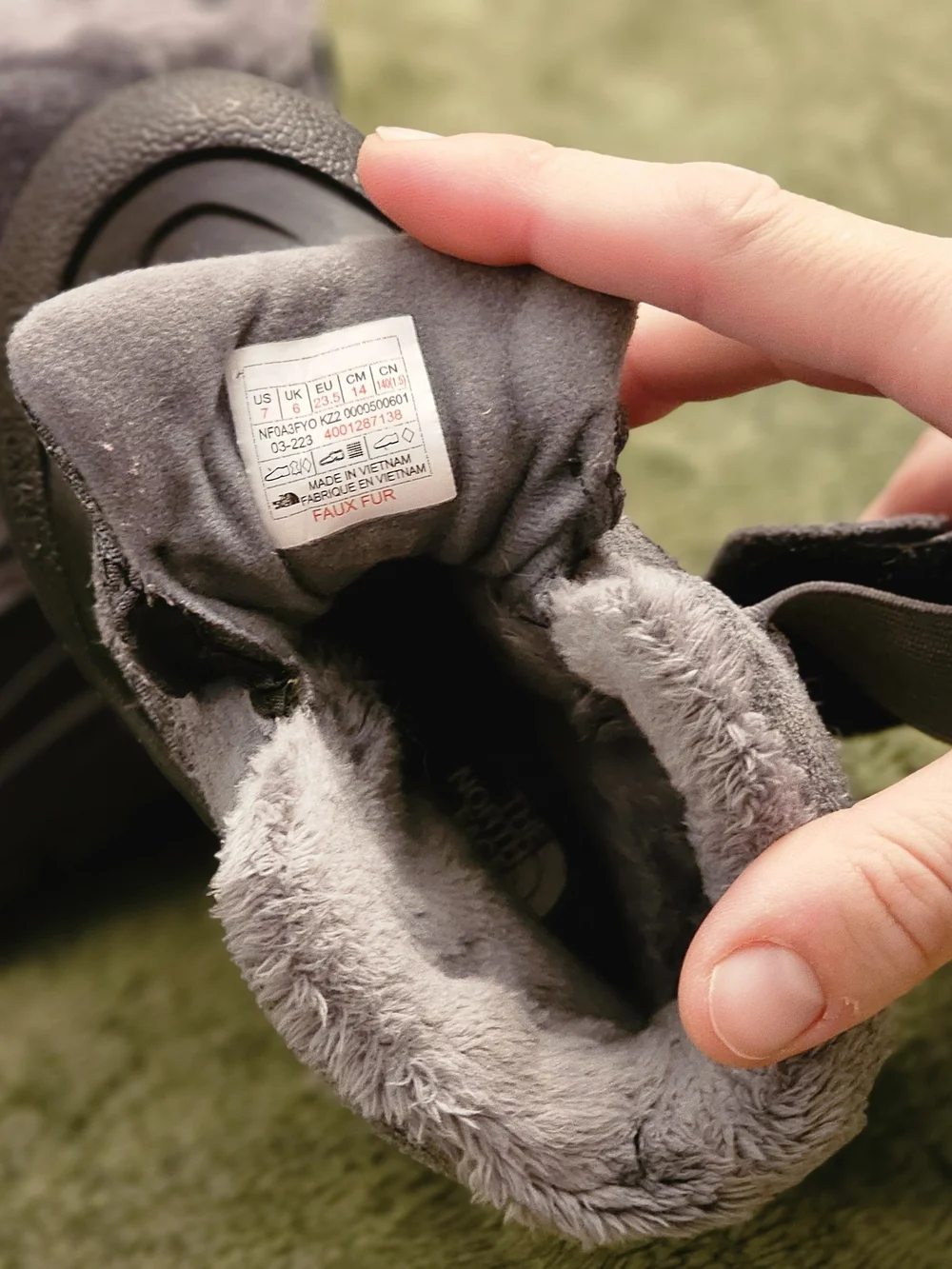The North Face Toddler Kids Gray Winter Boots Fur Lined Velcro Closure